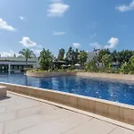 Sirius Town Pool, & Mall & Gym Near