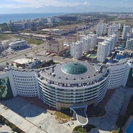 Апартаменты Maxihomes Sirella *