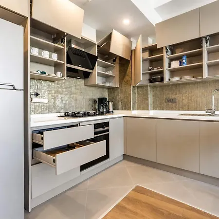 Апартаменты Maxihomes Sirella *